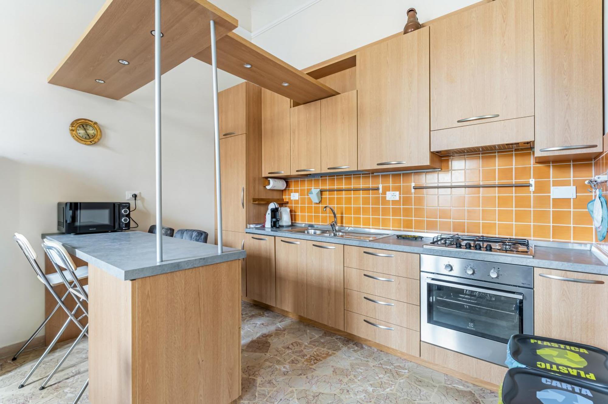 Bright Apartment With Private Garden And Balcony Флоренция Екстериор снимка