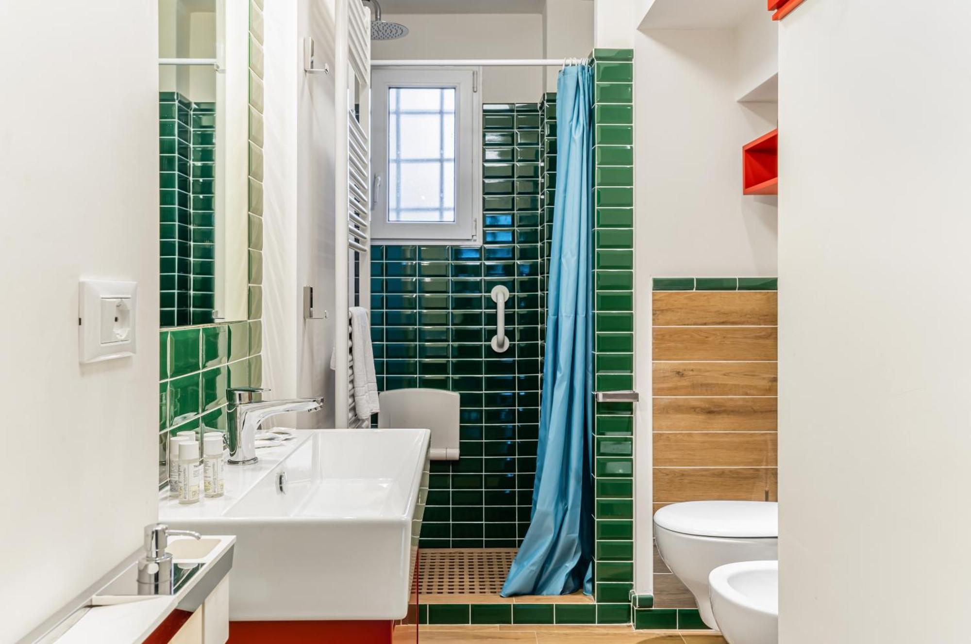 Bright Apartment With Private Garden And Balcony Флоренция Екстериор снимка